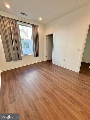 3103 BEACHVIEW LN, Philadelphia, PA 19125