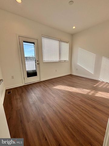 3103 BEACHVIEW LN, Philadelphia, PA 19125