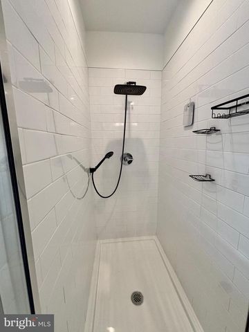 3103 BEACHVIEW LN, Philadelphia, PA 19125