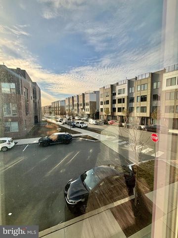 3103 BEACHVIEW LN, Philadelphia, PA 19125