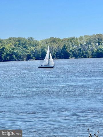 3103 BEACHVIEW LN, Philadelphia, PA 19125