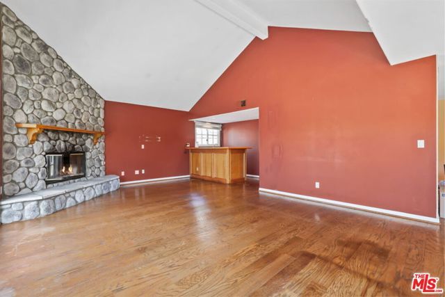 6811 Hitchingpost Circle, Huntington Beach, CA 92648