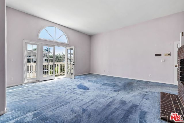 6811 Hitchingpost Circle, Huntington Beach, CA 92648