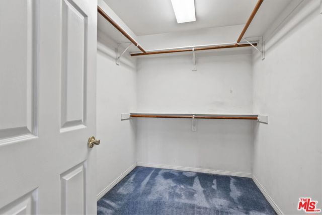 6811 Hitchingpost Circle, Huntington Beach, CA 92648