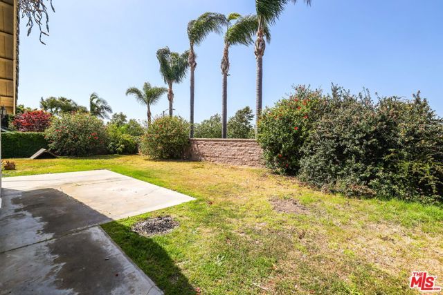 6811 Hitchingpost Circle, Huntington Beach, CA 92648