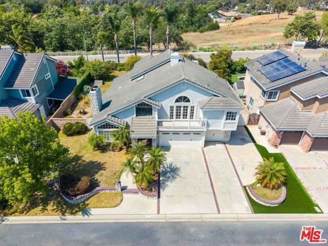 6811 Hitchingpost Circle, Huntington Beach, CA 92648