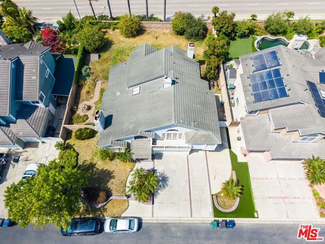 6811 Hitchingpost Circle, Huntington Beach, CA 92648