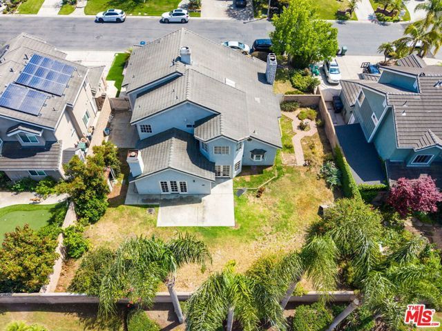 6811 Hitchingpost Circle, Huntington Beach, CA 92648