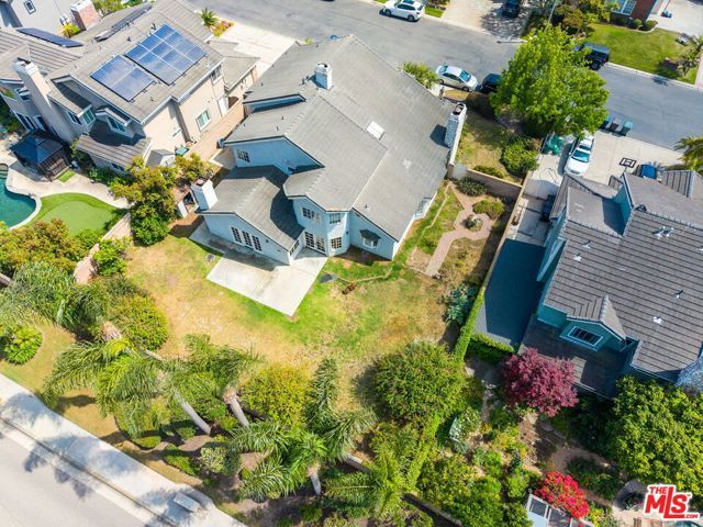 6811 Hitchingpost Circle, Huntington Beach, CA 92648