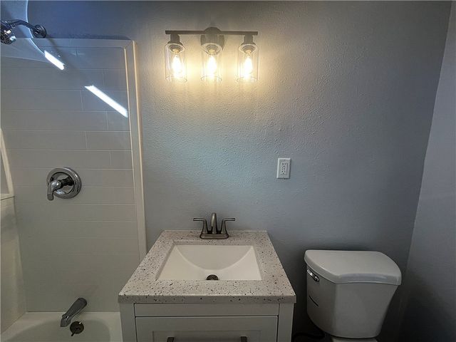 329 W Maitland, Ontario, CA 91762