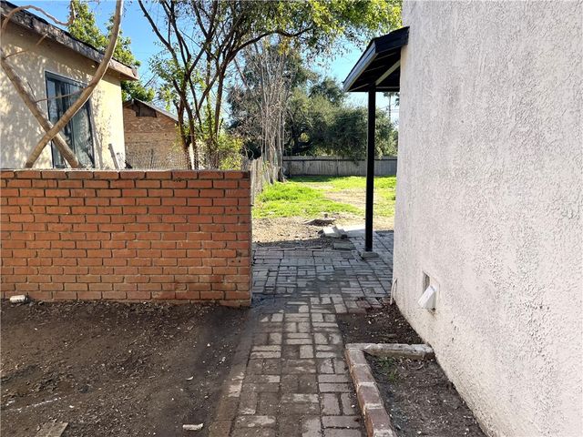 329 W Maitland, Ontario, CA 91762