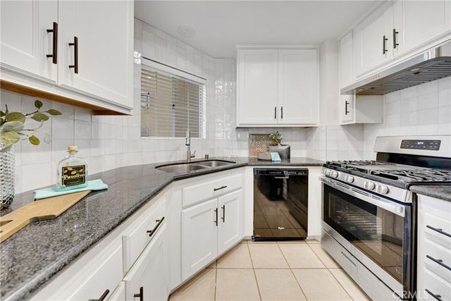 27 Timbre, Rancho Santa Margarita, CA 92688