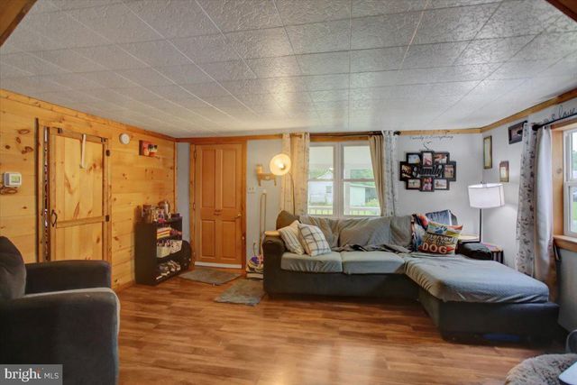 134 BRITTON RD, Shippensburg, PA 17257
