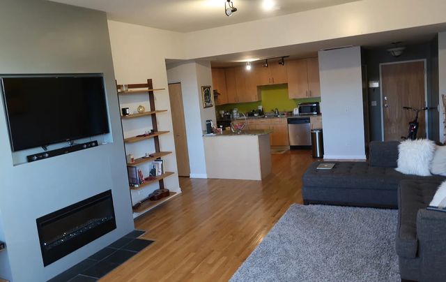 1910 S State Street 211, Chicago, IL 60616