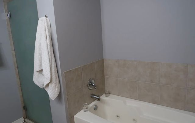 1910 S State Street 211, Chicago, IL 60616