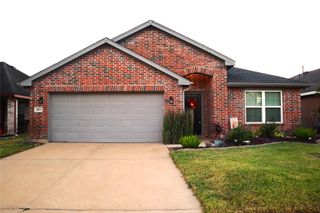 1811 Lansing Cove Drive, Fresno, TX 77545