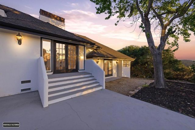 9505 York Road, Monterey, CA 93940