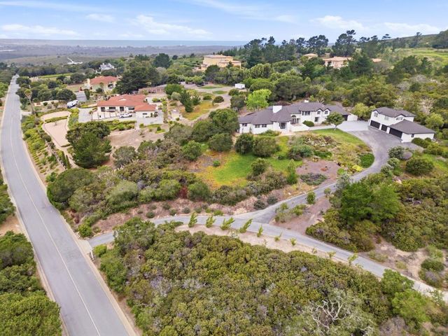 9505 York Road, Monterey, CA 93940