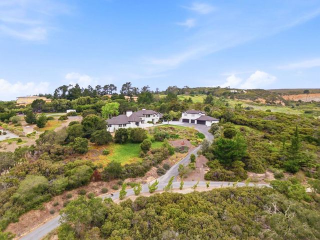 9505 York Road, Monterey, CA 93940