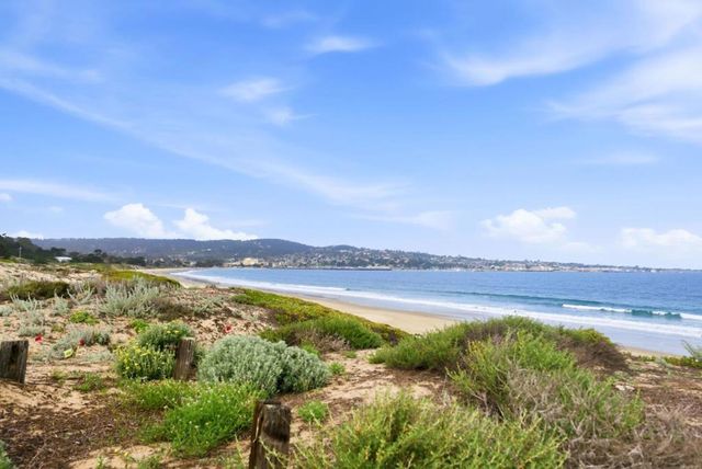 9505 York Road, Monterey, CA 93940