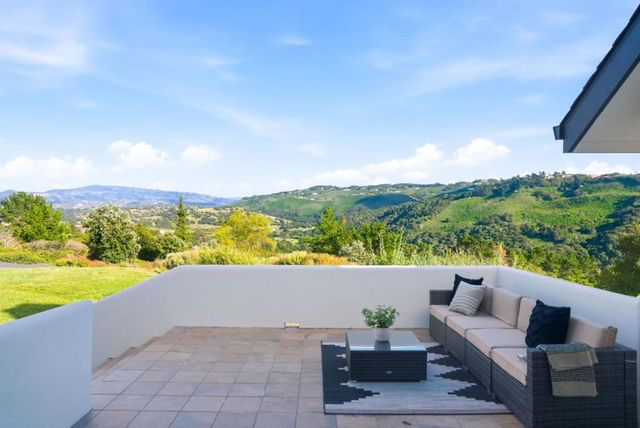 9505 York Road, Monterey, CA 93940
