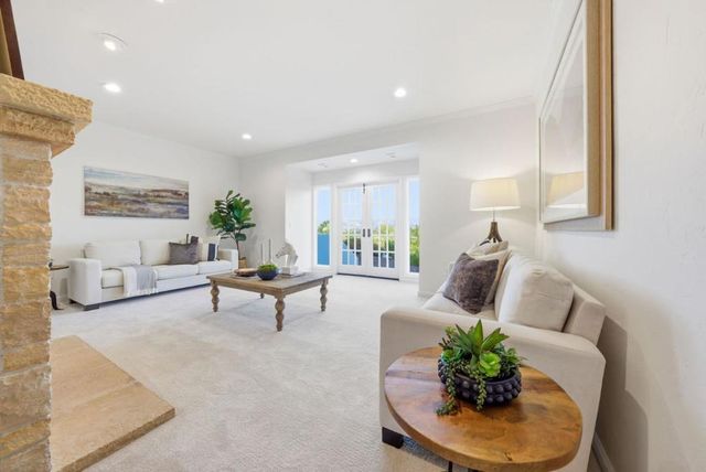 9505 York Road, Monterey, CA 93940