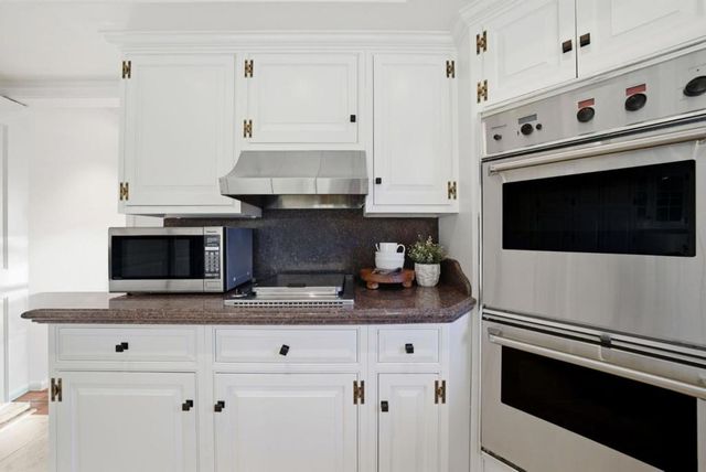 9505 York Road, Monterey, CA 93940