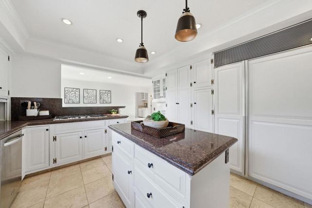 9505 York Road, Monterey, CA 93940