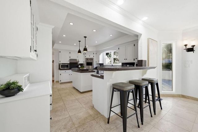 9505 York Road, Monterey, CA 93940
