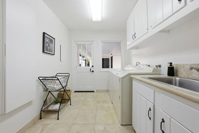 9505 York Road, Monterey, CA 93940