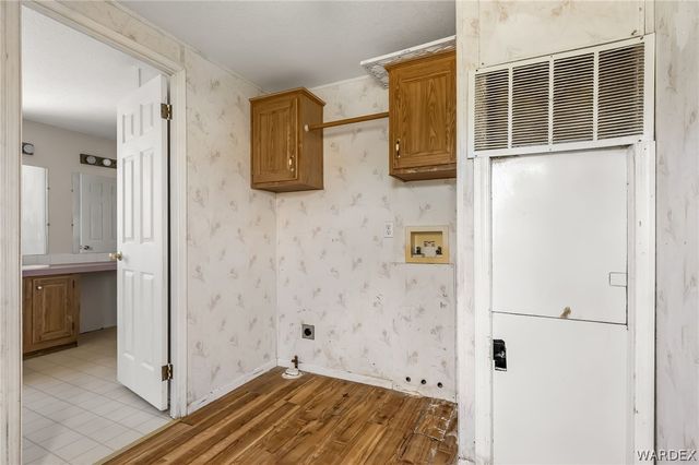 2389 Castle Rock Circle, Bullhead City, AZ 86442