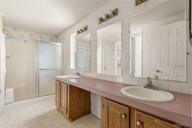 2389 Castle Rock Circle, Bullhead City, AZ 86442