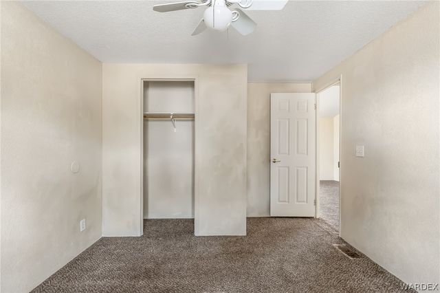 2389 Castle Rock Circle, Bullhead City, AZ 86442