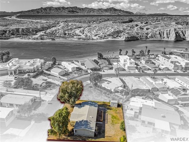 2389 Castle Rock Circle, Bullhead City, AZ 86442