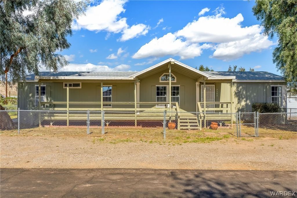 2389 Castle Rock Circle, Bullhead City, AZ 86442