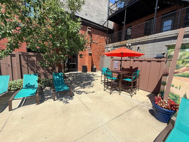 94 N 6th Street, Columbus, OH 43215