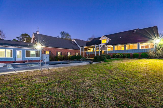 8121 Highway 156, South Pittsburg, TN 37380