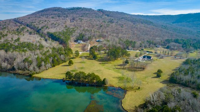 8121 Highway 156, South Pittsburg, TN 37380