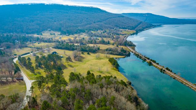 8121 Highway 156, South Pittsburg, TN 37380