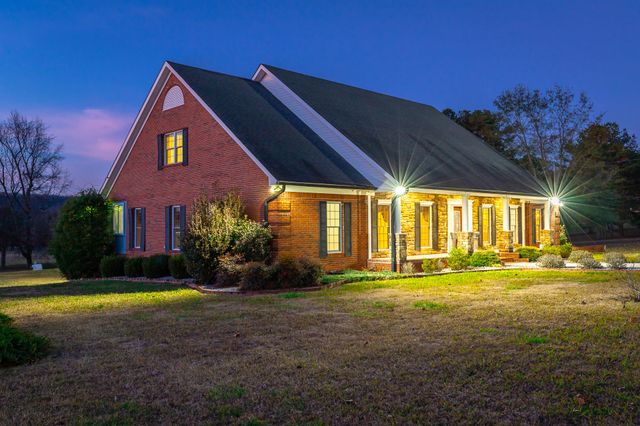 8121 Highway 156, South Pittsburg, TN 37380