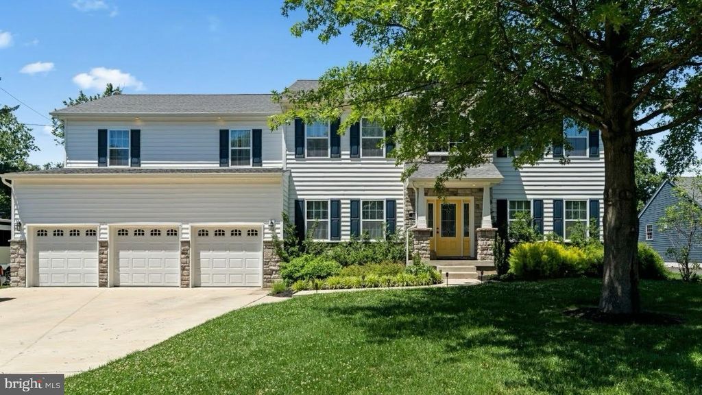 321 W RICHARDSON AVE, Langhorne, PA 19047