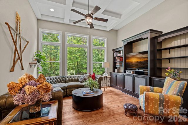 6808 Live Oaks Lane, Waxhaw, NC 28173