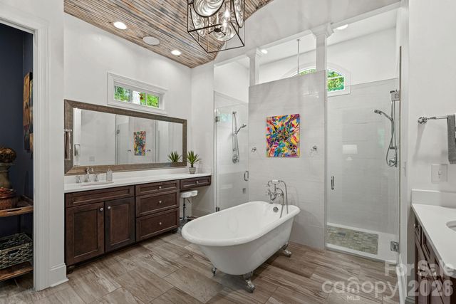 6808 Live Oaks Lane, Waxhaw, NC 28173