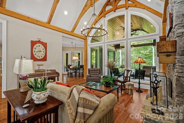 6808 Live Oaks Lane, Waxhaw, NC 28173