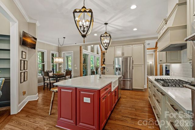 6808 Live Oaks Lane, Waxhaw, NC 28173
