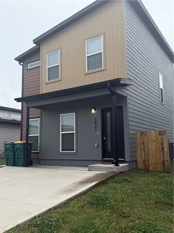 1021 States Avenue, Bentonville, AR 72713