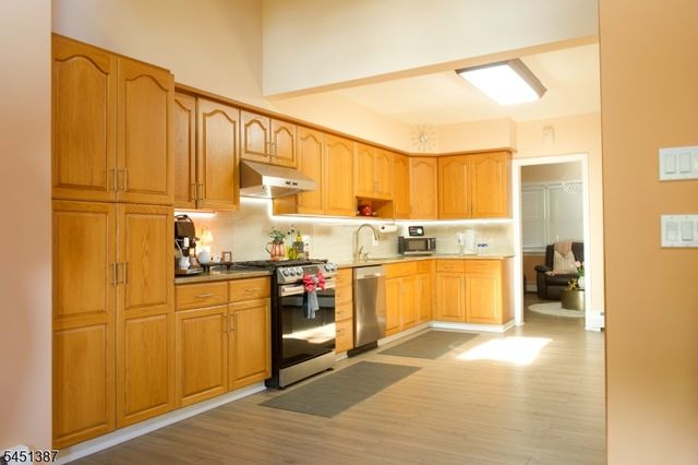 12 Carpenter Pl, Cranford Twp., NJ 07016