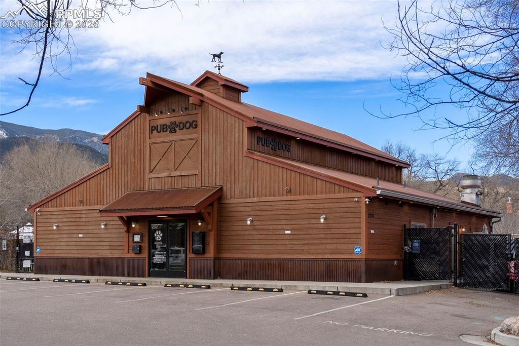 2207 Bott Avenue, Colorado Springs, CO 80904 — exterior