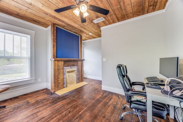 901 N Main Street, Leonard, TX 75452