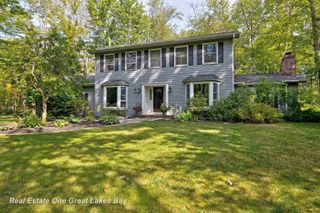 1101 Timber Drive, Midland, MI 48642